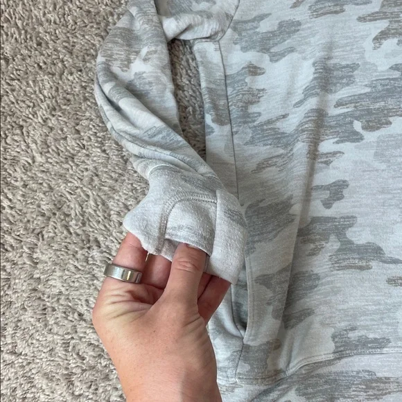 Athleta Girl Light Weight Camo Hoodie - Picture 4 of 8